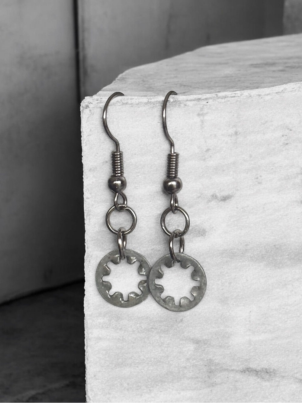 5 For $25💫Punk Silver Metal Gear Drop Earrings
